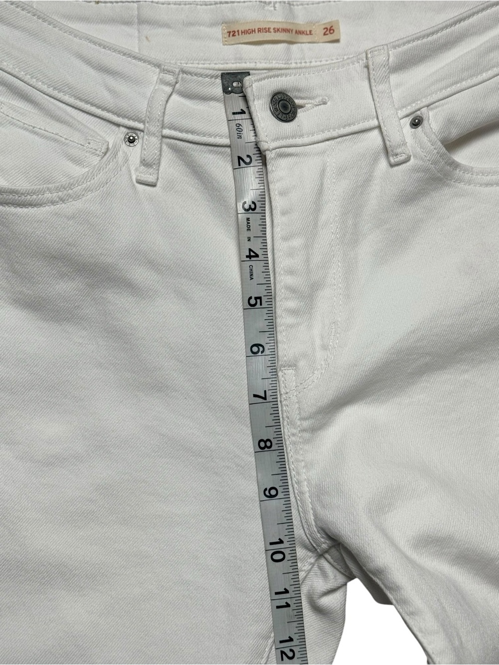Levi’s 721 High Rise Skinny Ankle White Distressed Raw Hem Jeans 26 - Picture 9 of 12